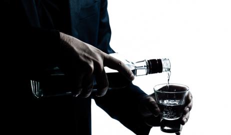 Vodka, η υπερκατανάλωση εγκυμονεί κινδύνους