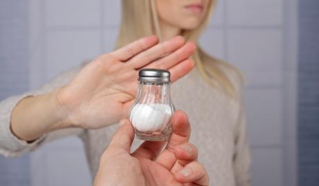 Μπορεί το πολύ αλάτι να επηρεάσει και τον εγκέφαλό μας;