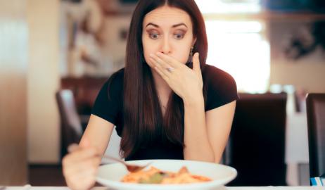 Υποφέρετε από τροφικές αλλεργίες; 15 Top συμβουλές για φαγητό έξω