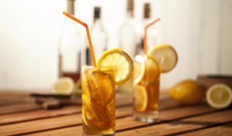 Η μεγάλη κατανάλωση ποτών μπορεί να αλλάξει το DNA και να αυξήσει την όρεξή σας για το αλκοόλ