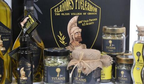 Super διαγωνισμός: Διεκδικήστε ένα καλάθι με προϊόντα από τη Giacomo-Titans olive-oil-olives aromatic plants!
