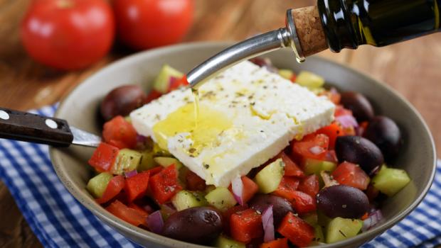 Μεσογειακή διατροφή: Ποια είναι τα παραδοσιακά της τρόφιμα και τα οφέλη στην υγεία;