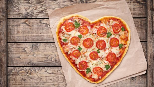 5 tips για να παραγγείλετε μια πιο υγιεινή pizza