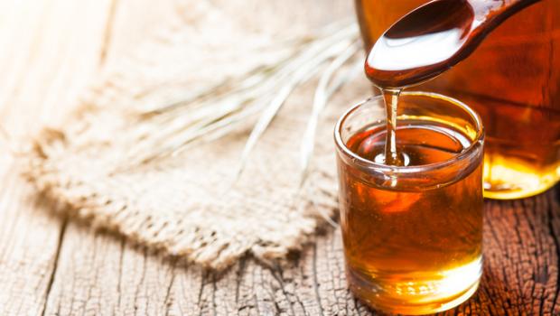 Σιρόπι σφενδάμου – Μέλι: Μια γλυκιά σύγκριση